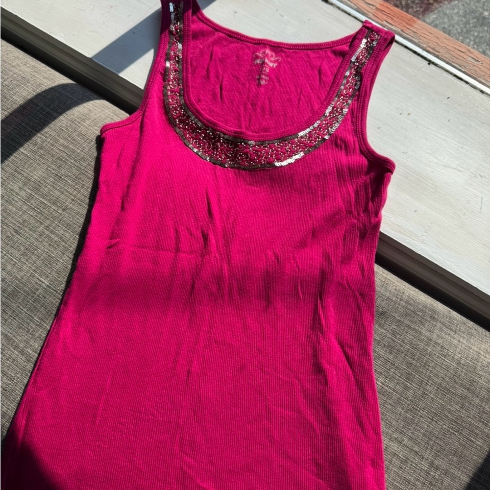 Old Navy Pink Ribbed Tank Top L Beaded Sequin Scoop Neck Y2K Stretchy - Picture 4 of 8
